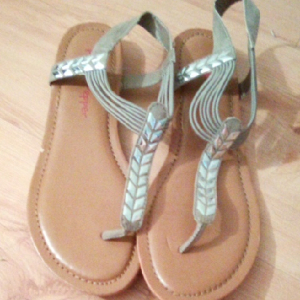 Pink & Pepper Gold and Tan Sandals with Braided T-Strap